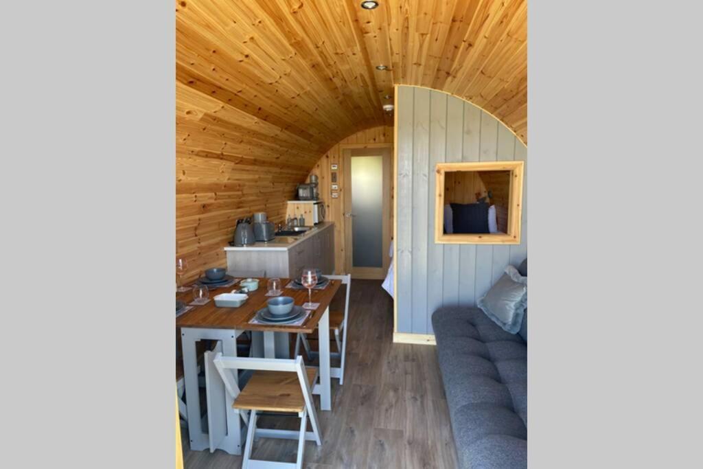 Allt Yelkie Pod Tri, Earlish ภายนอก รูปภาพ
