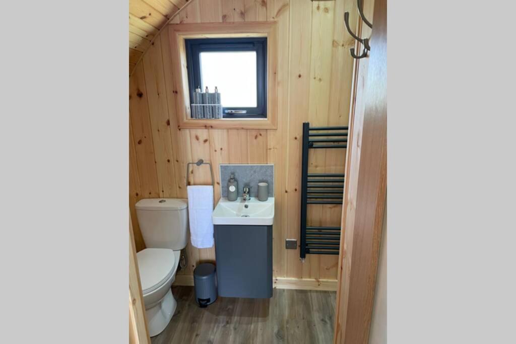 Allt Yelkie Pod Tri, Earlish ภายนอก รูปภาพ
